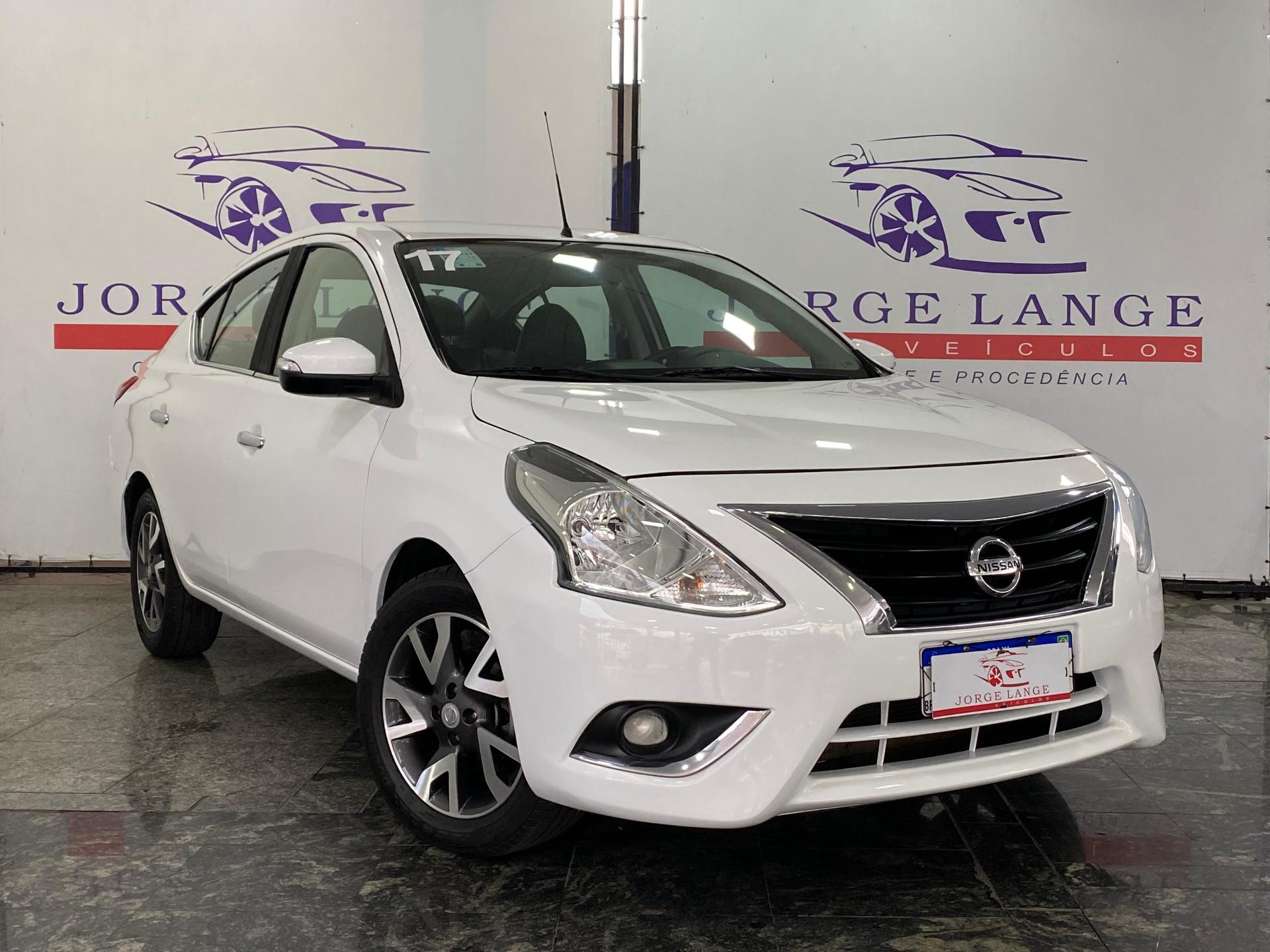 Nissan Versa 16SL CVT 2017