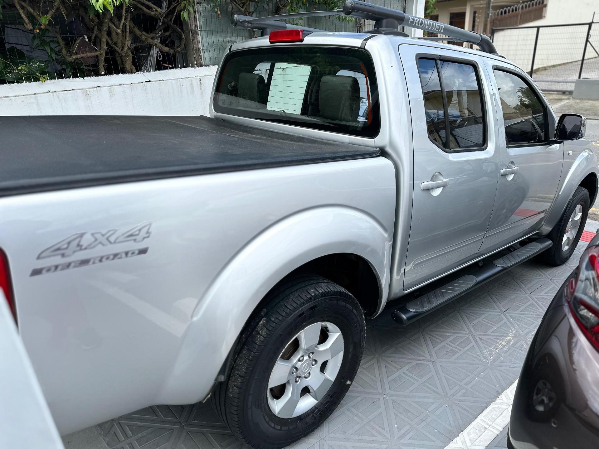 Nissan Frontier LE CD 4x4 2.5 TB dies.(Import.)  2012