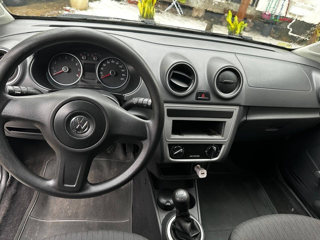 Volkswagen Gol /NOVO GOL 1.0 CITY 2013