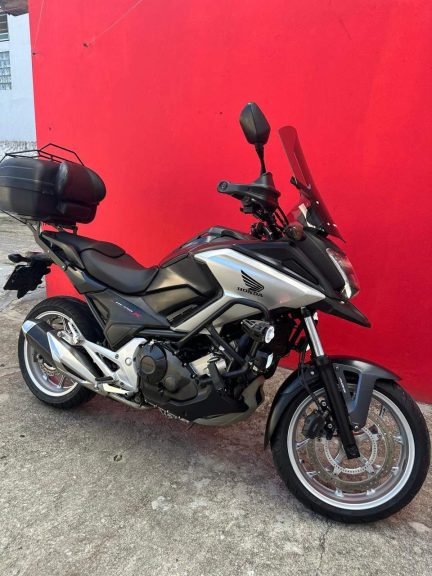 Honda NC 700X 700 X/ 700X ABS 2016